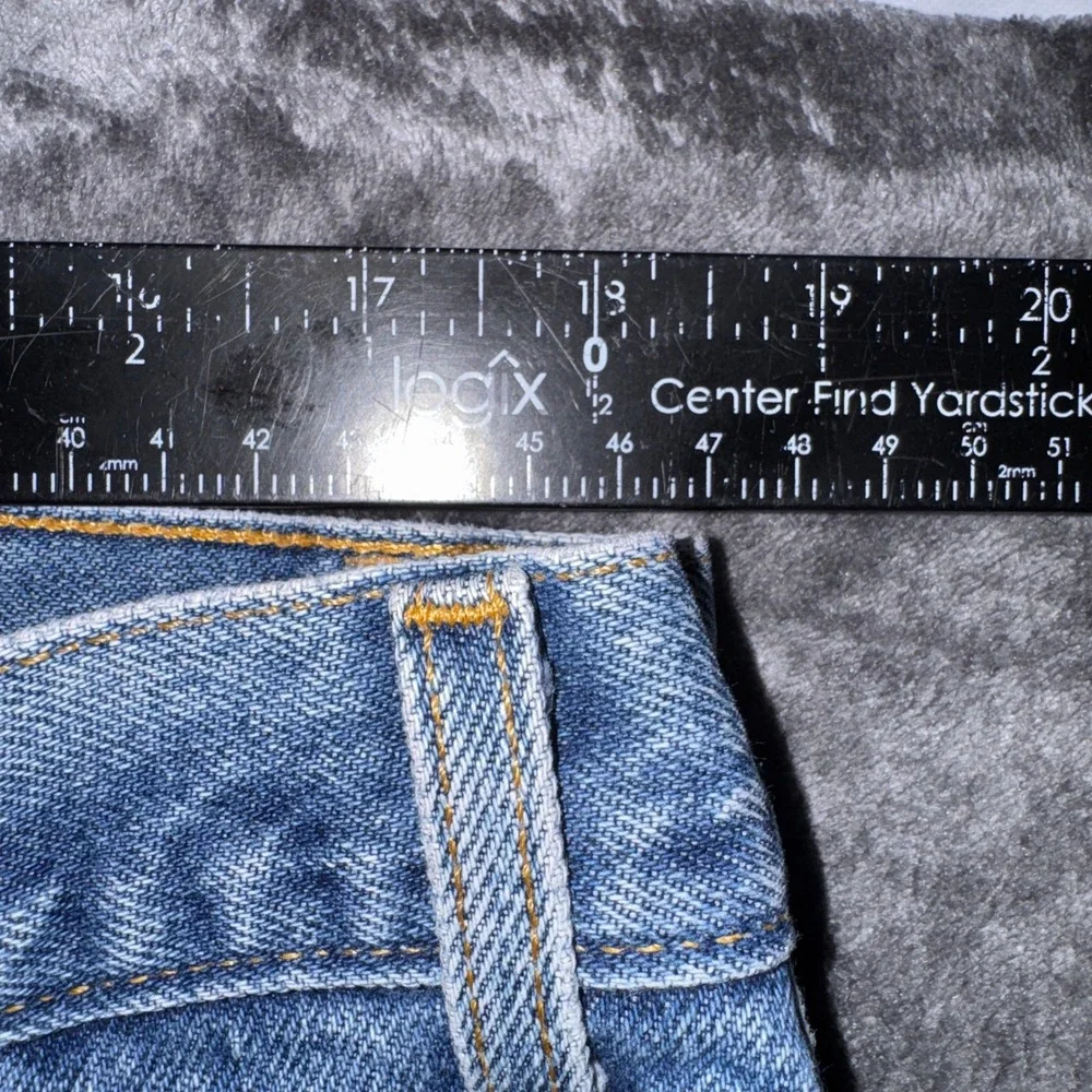 Vintage Levis 505 Regular Fit Straight Leg Jeans Blue Made in USA 40x30 0701